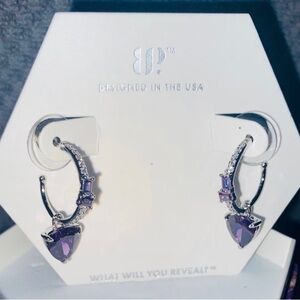 Bomb Party - February 2024 Earrings “When Love Arrives”